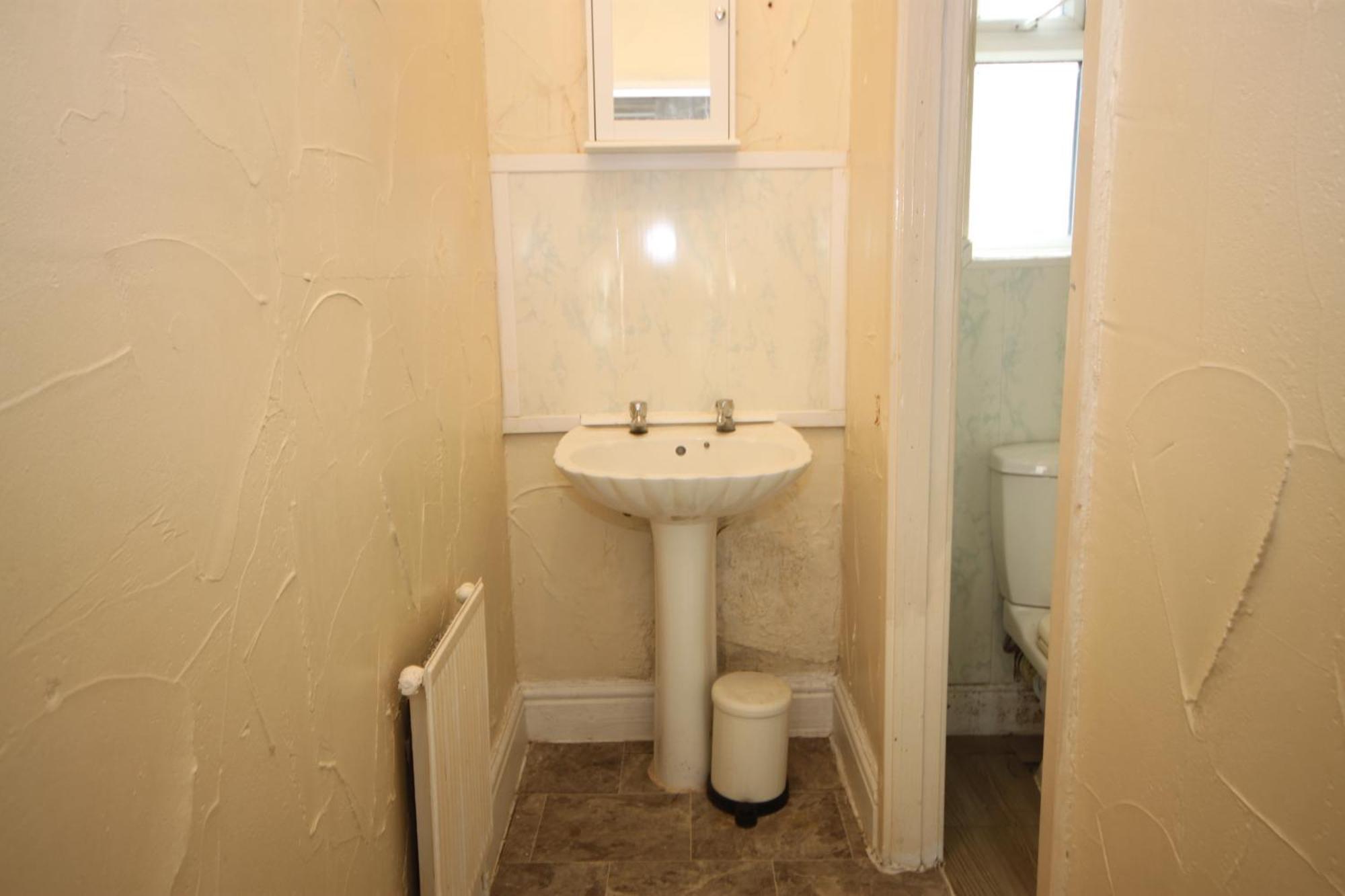 Barton Seaview, Self Catering Apartments, Promenade & Location, Families, Couples Or 23 Years Only, Free Parking * Blackpool