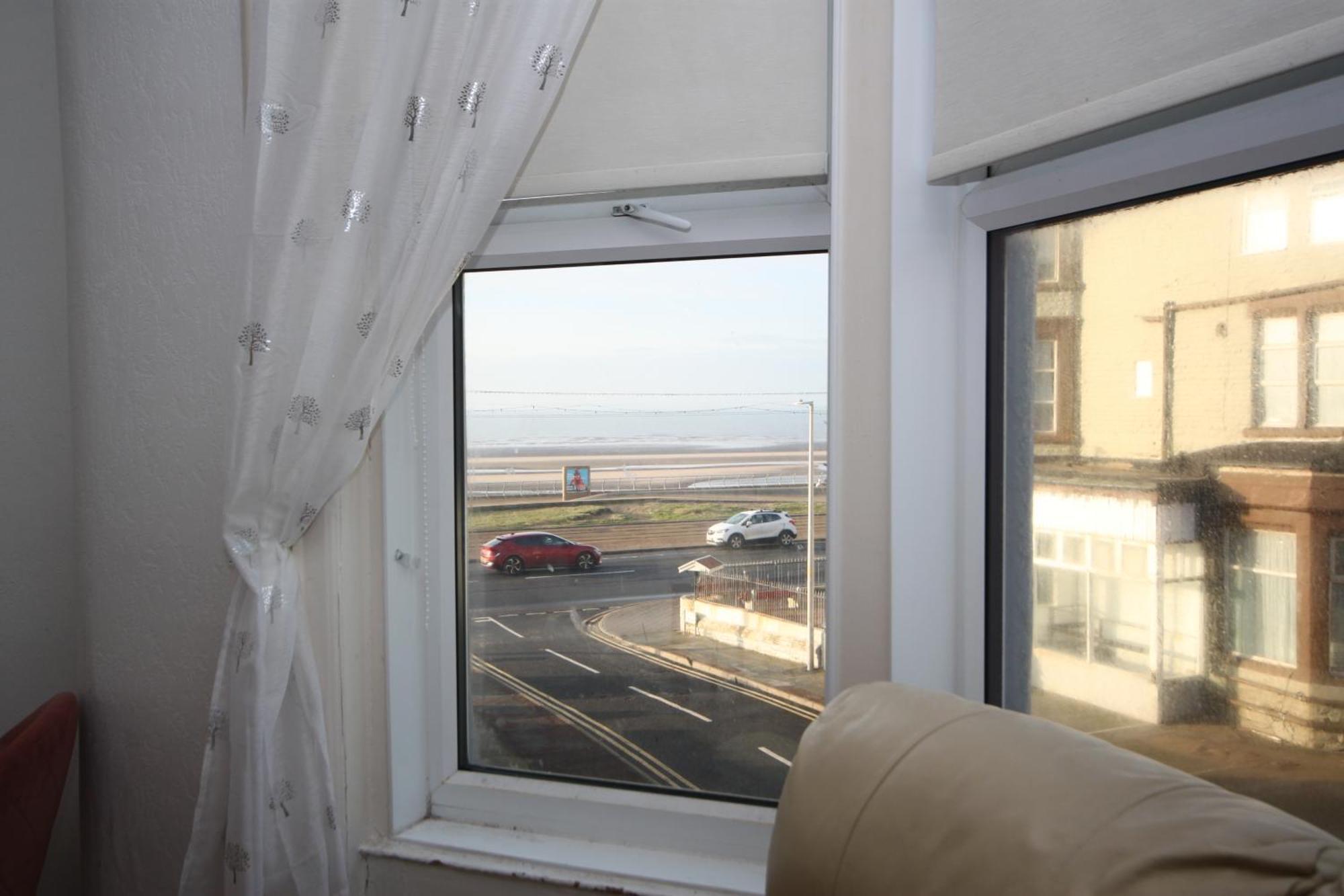 Appartement Barton Seaview, Self Catering Apartments, Promenade & Location, Families, Couples Or 23 Years Only, Free Parking